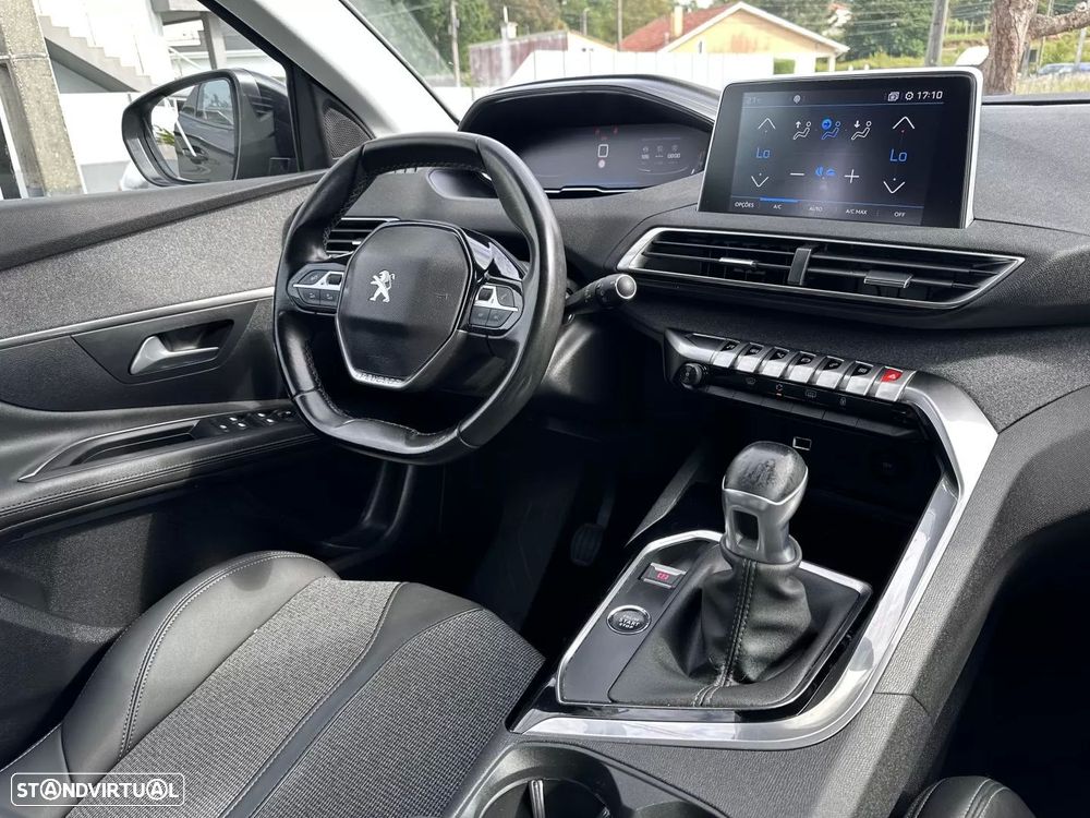 Peugeot 3008 1.2 PureTech Allure Pack - 25