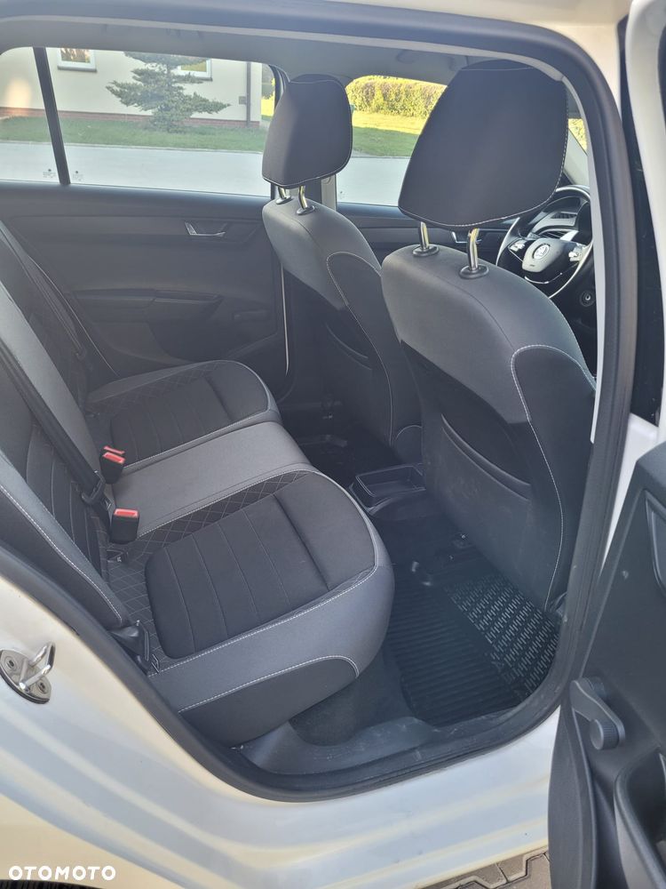 Skoda Fabia 1.0 TSI Active - 9