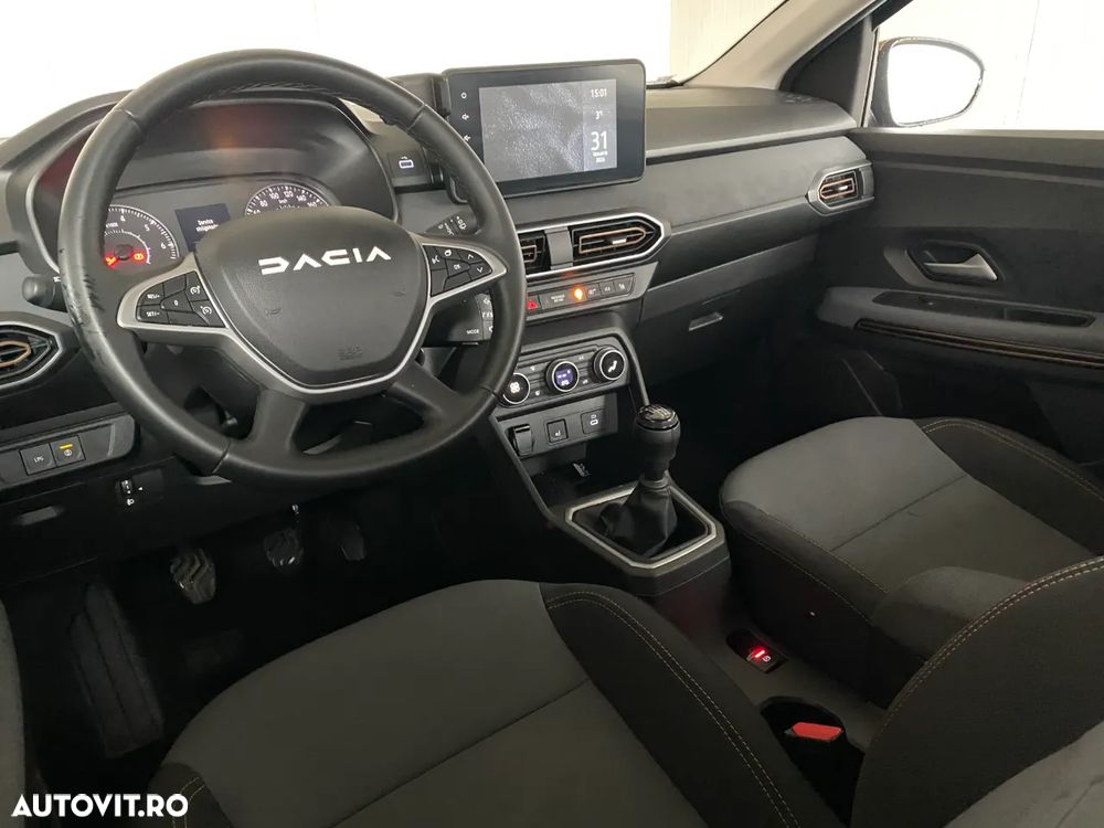 Dacia Sandero Stepway TCe 90 MT6 Extreme - 4