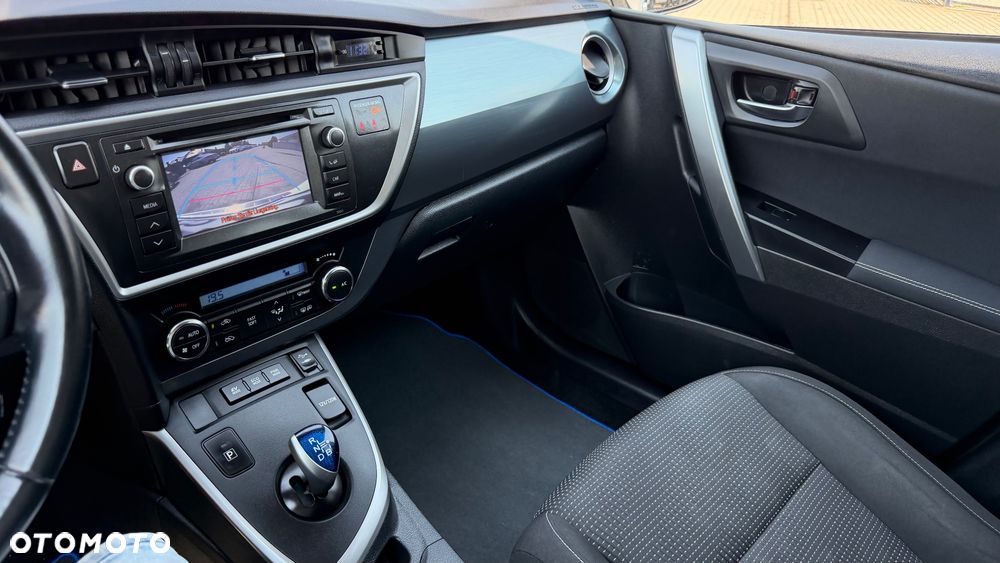 Toyota Auris - 22