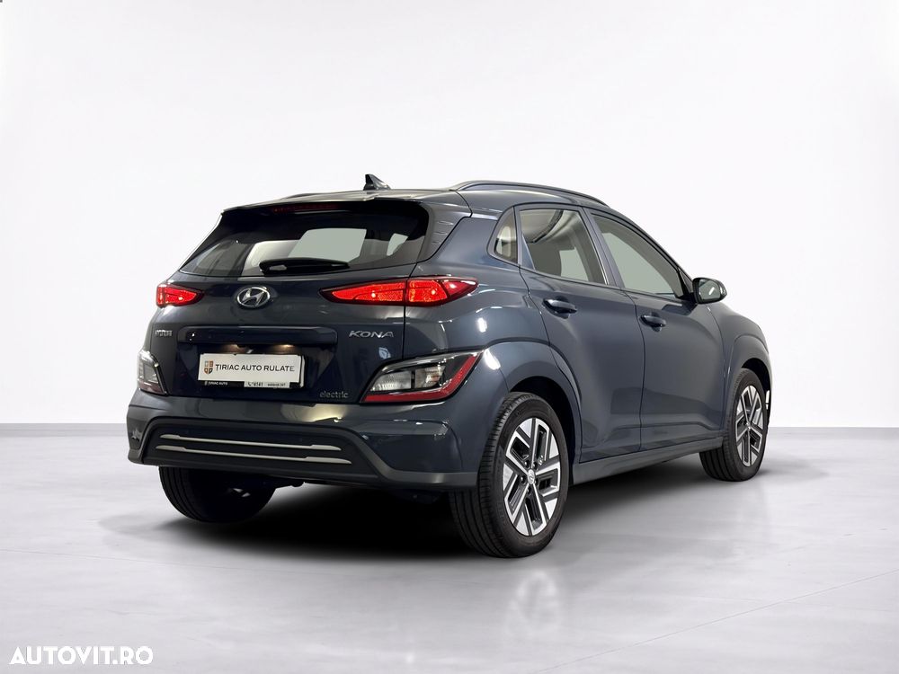 Hyundai KONA - 6