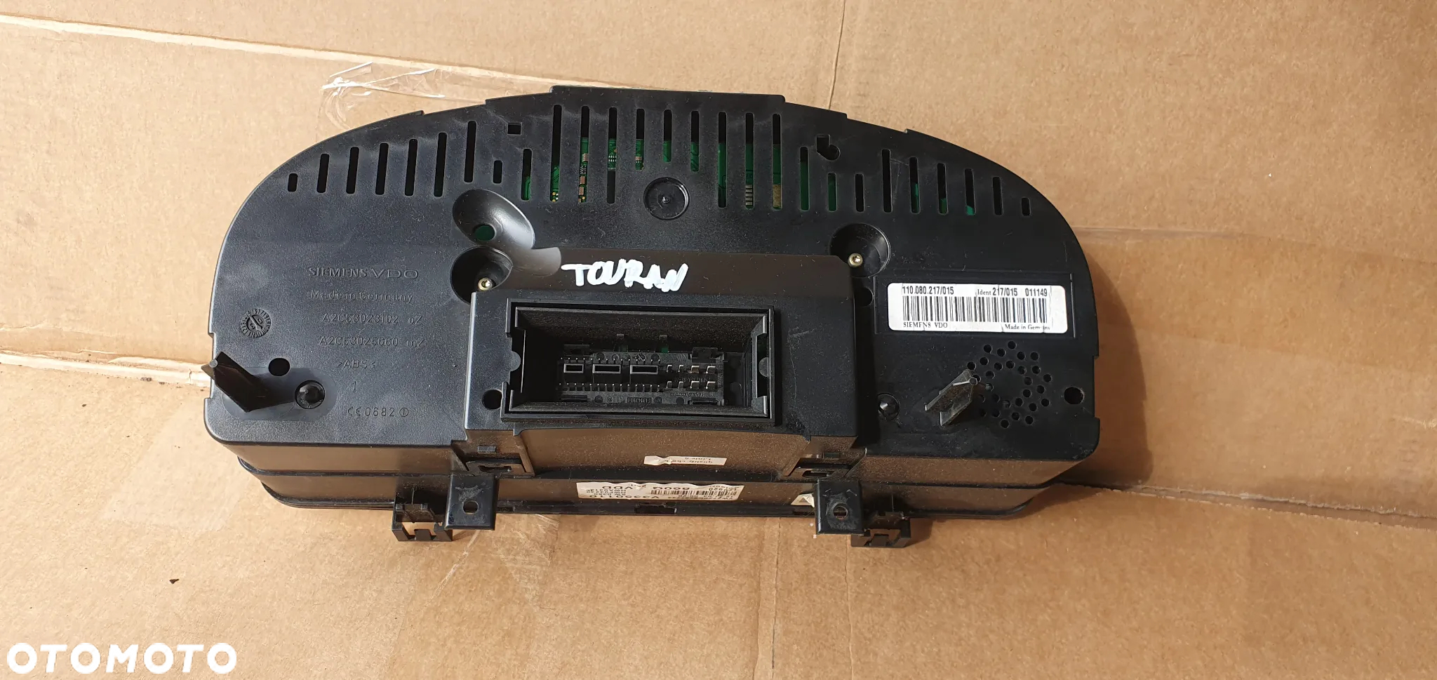 Licznik zegary oryginał VW Touran 1.9 TDI 1T0920860G - 5