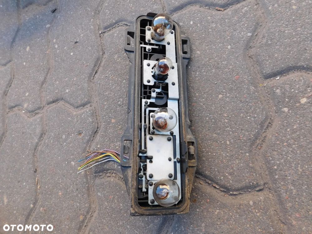 lampa tylna wkład oprawka PEUGEOT 307 KOMBI BRAK - 2