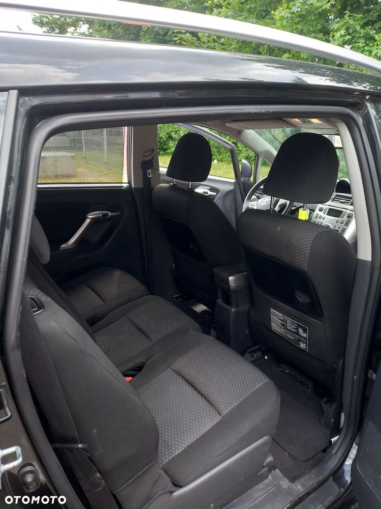 Toyota Verso - 10