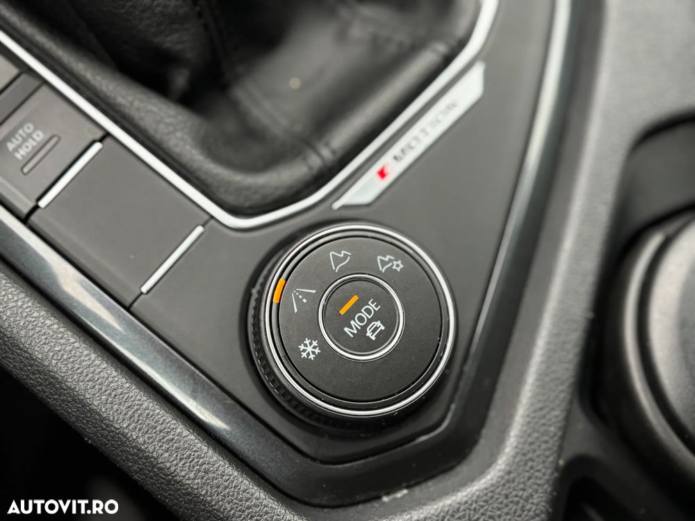 Volkswagen Tiguan 2.0 TDI SCR 4Motion DSG Comfortline - 18