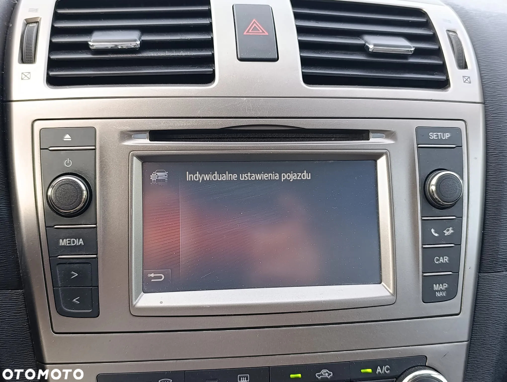 Toyota Avensis 2.2 D-4D Prestige - 14