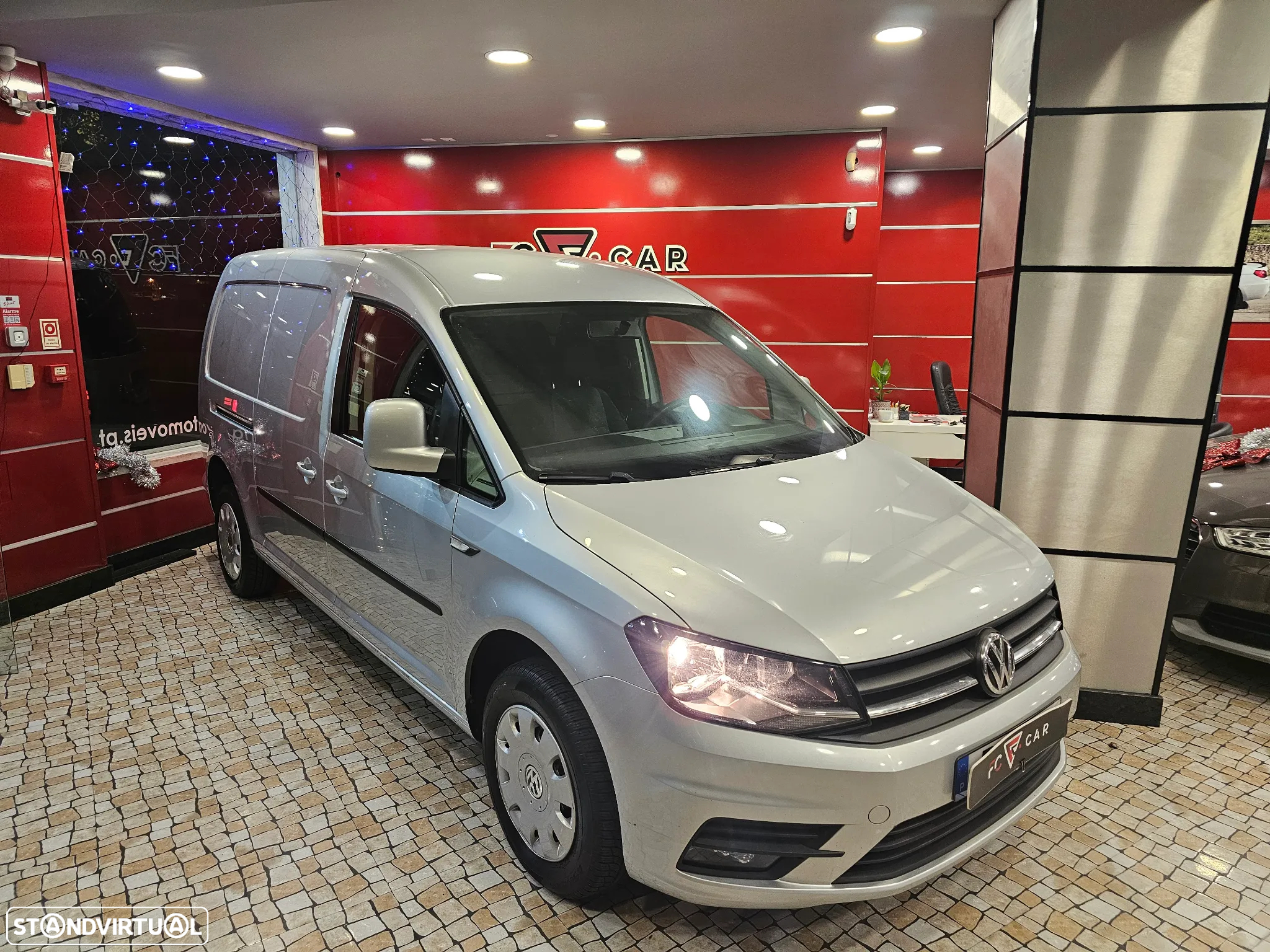 VW Caddy 2.0/ longa c/iva dedutível - 9