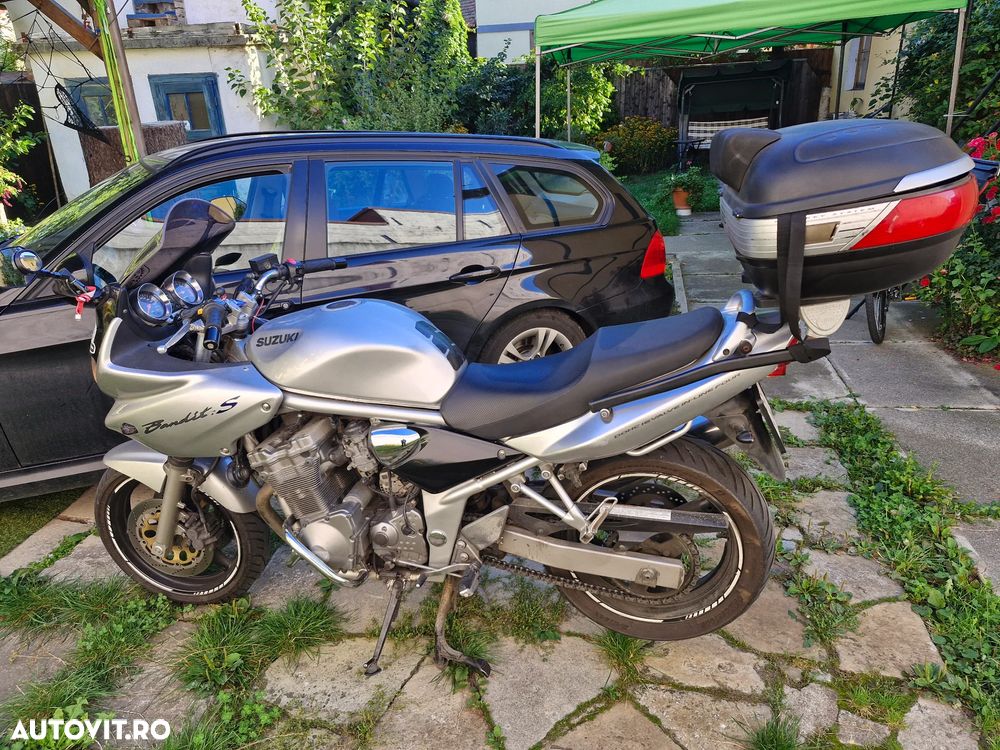 Suzuki GSR 600S - 1