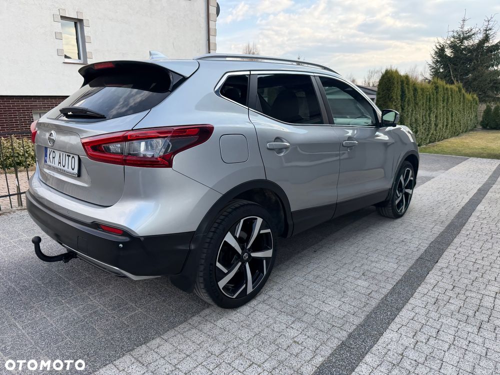 Nissan Qashqai 1.6 dCi Xtronic TEKNA+ - 29