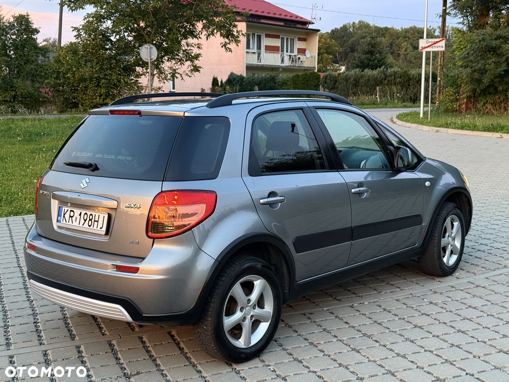 Suzuki SX4 1.6 GS / Premium 4WD - 3