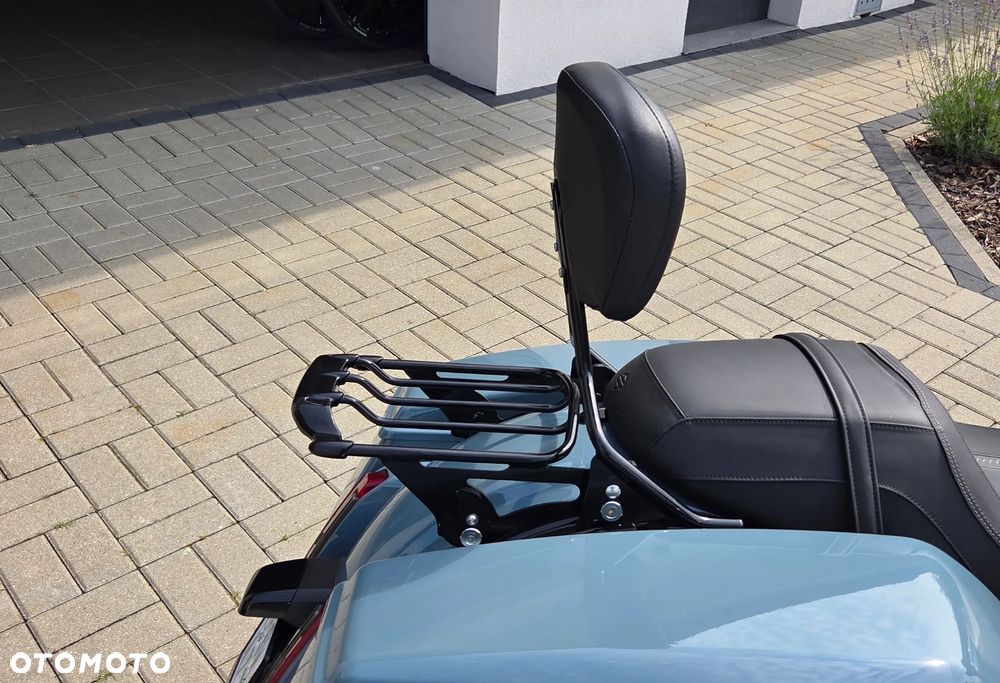 Harley-Davidson Touring Street Glide - 6