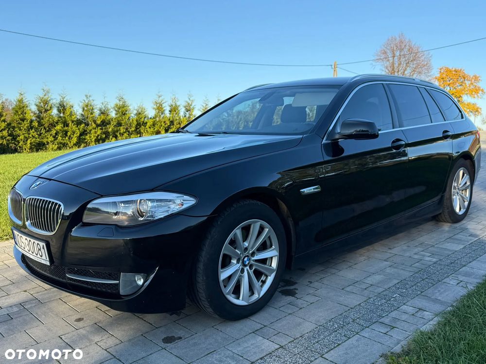 BMW Seria 5 520d Touring - 4