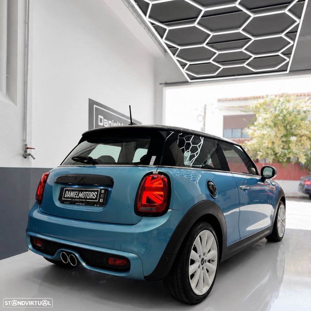 MINI 3 Portas Cooper D - 3