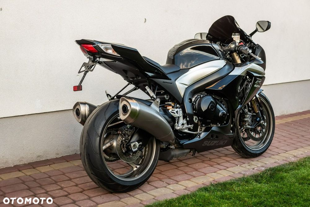 Suzuki GSX-R - 4