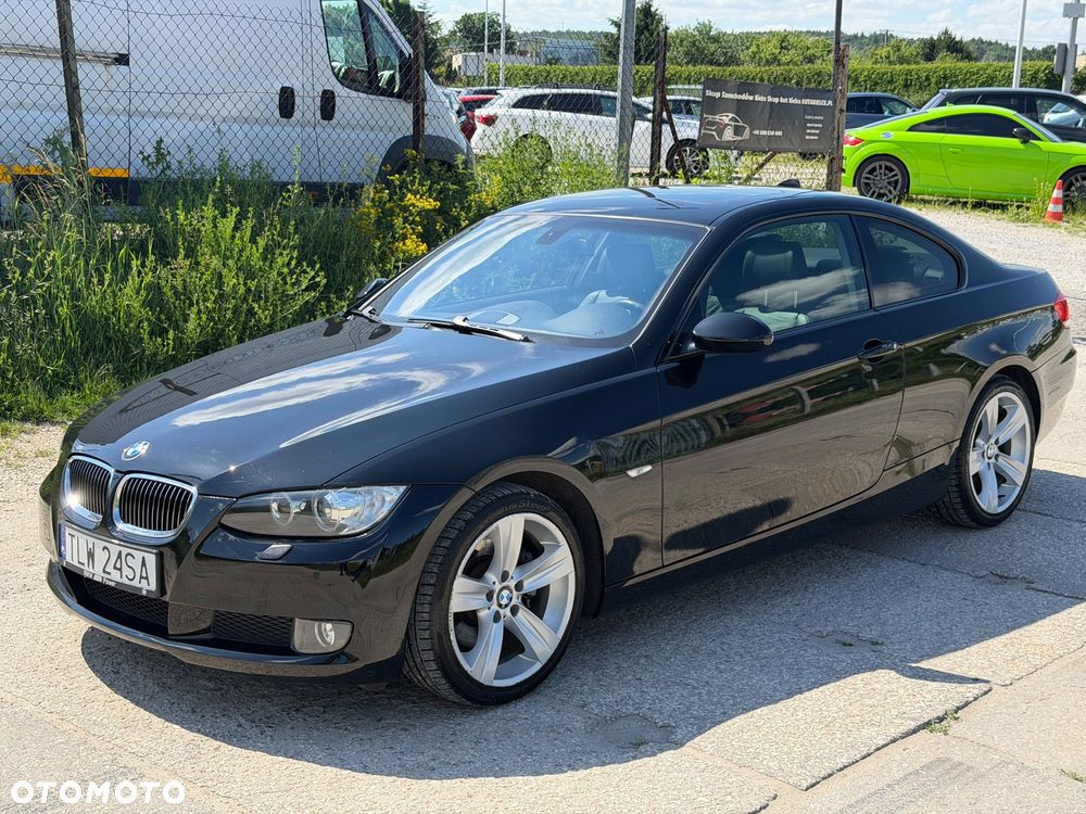 BMW Seria 3 325i Edition Exclusive - 16