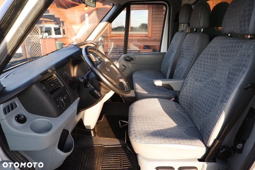 Ford Transit 140 T 350 - 20