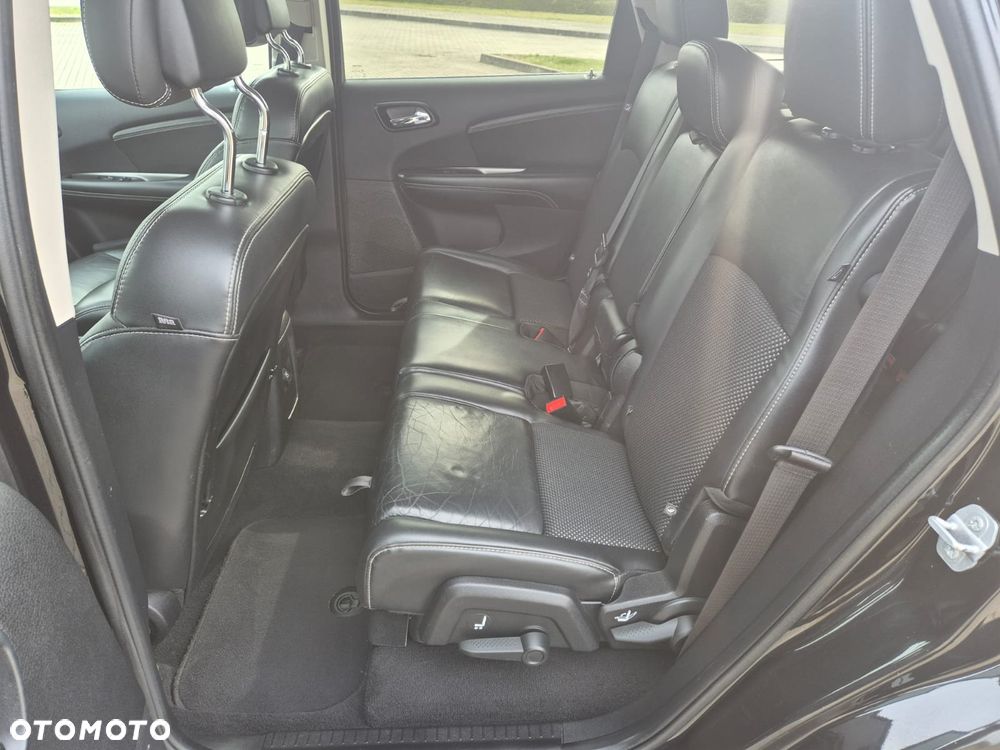 Fiat Freemont 2.0 Multijet 16V DPF Automatik Allrad Black Code - 16