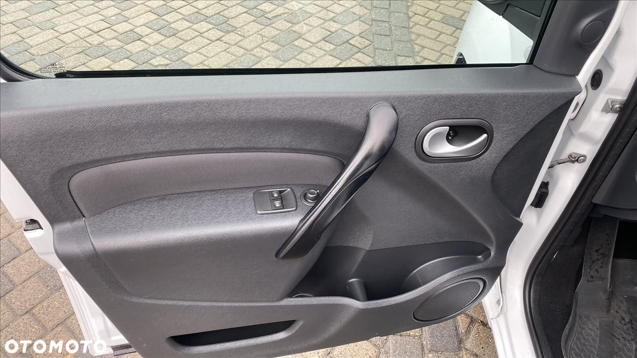 Renault Kangoo 1.5 dCi Zen Eu6 - 10
