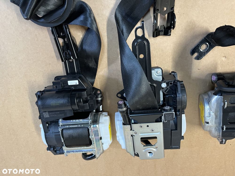 PASY BEZPIECZEŃSTWA AUDI A3 8Y0 KOMPLET AUDI A3 2020-2025 3 WTYCZKI - 4