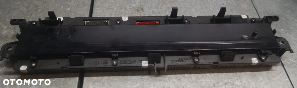 LICZNIK RENAULT SCENIC II 1.9 DCI - F9Q 812 P8200451505A - 1