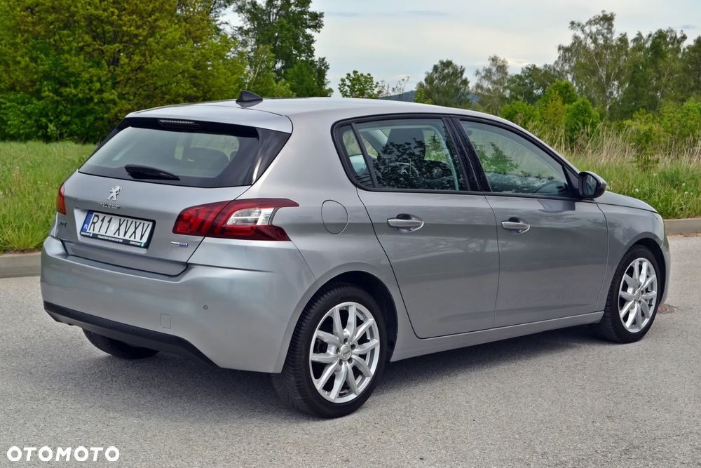 Peugeot 308 - 3