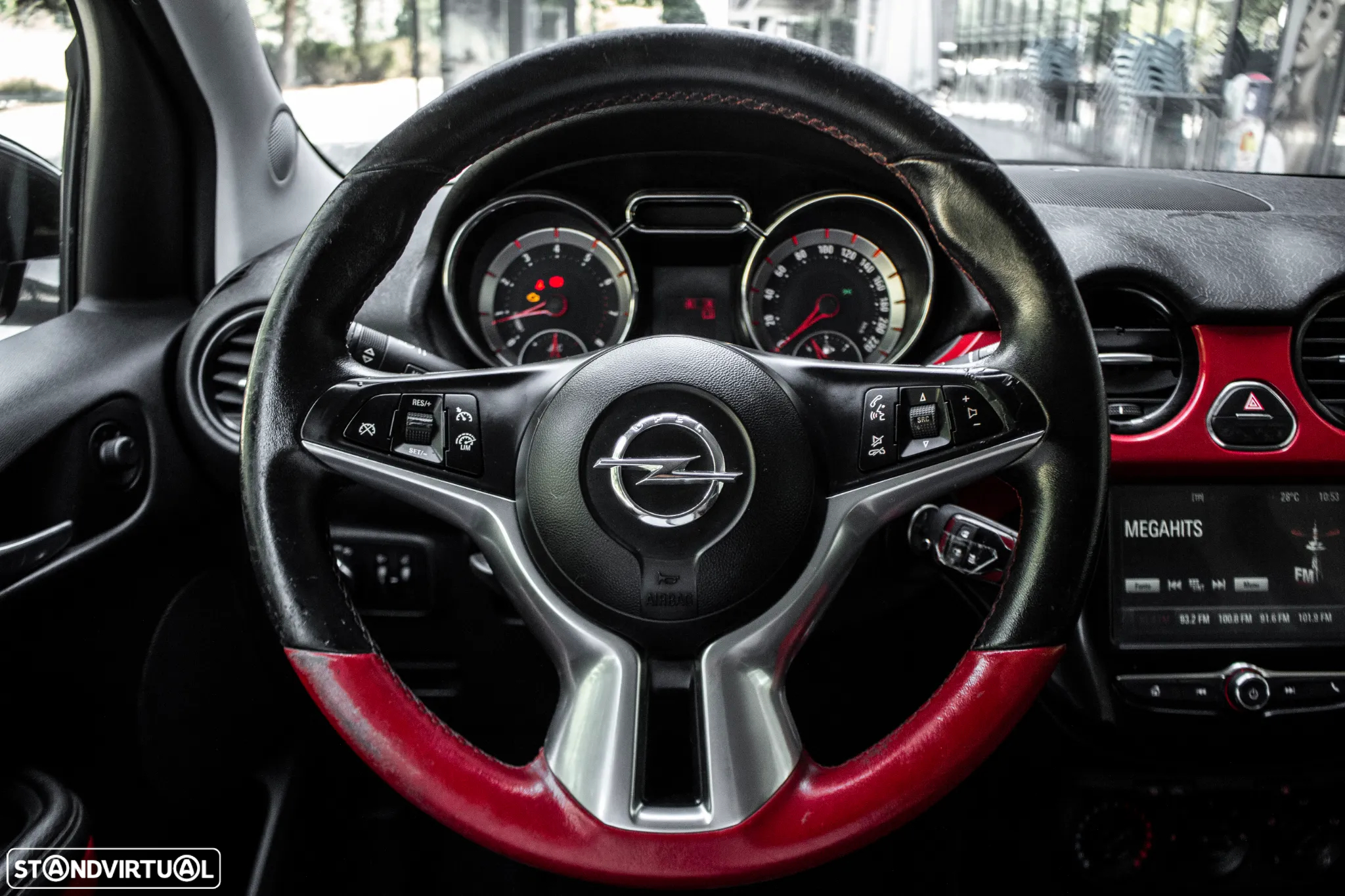 Opel Adam 1.2 Glam - 7
