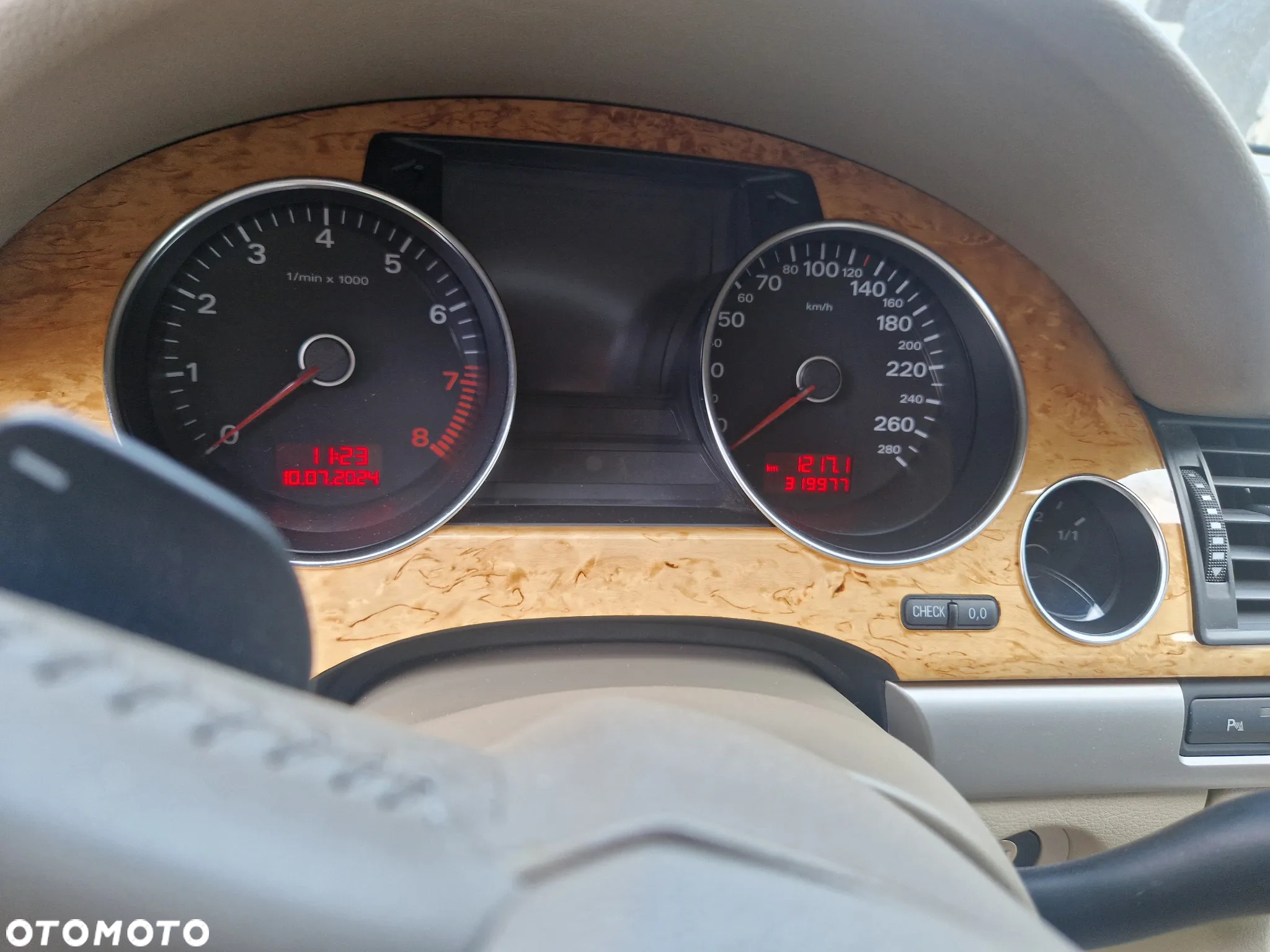 Audi A8 3.2 FSI quattro - 5