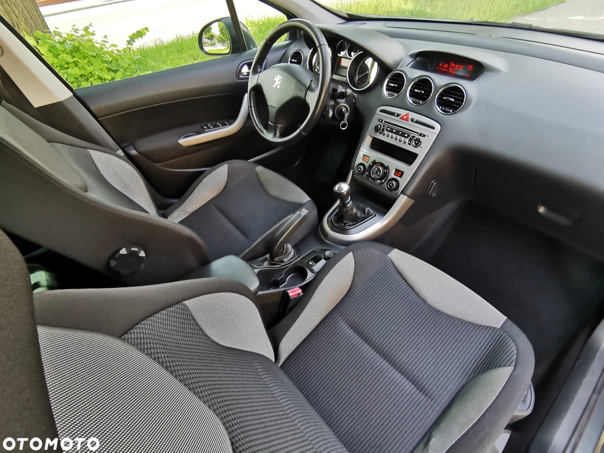 Peugeot 308 SW e-HDi FAP 110 Stop&Start Family - 9