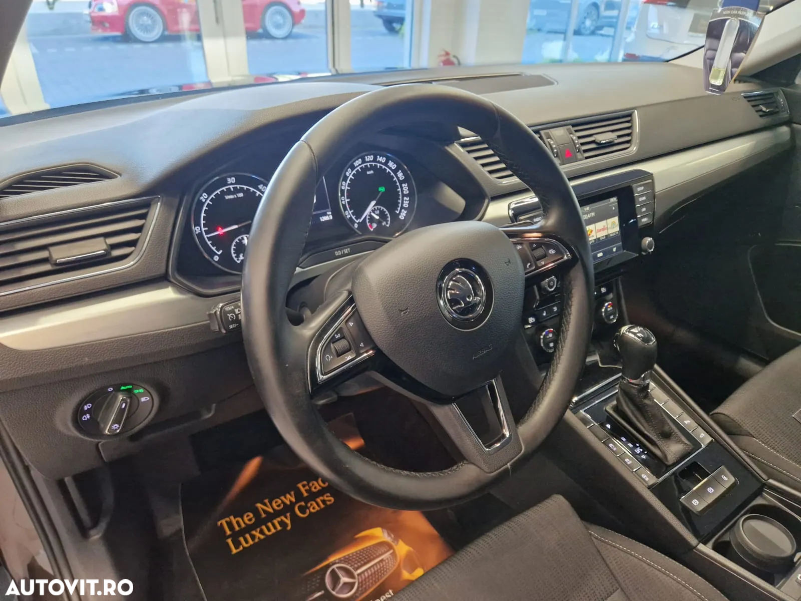 Skoda Superb 2.0 TDI DSG Style - 4