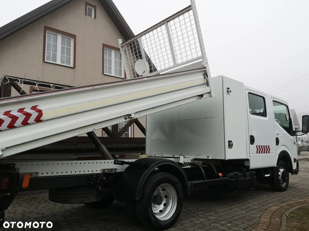 Renault Maxity 2.5dXi 140 - 19