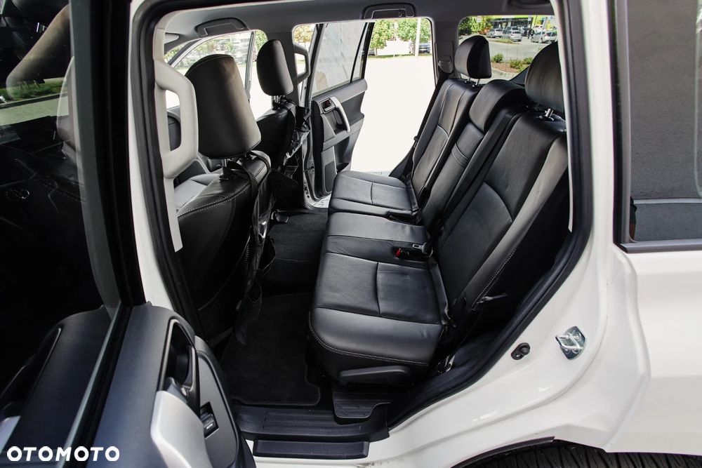 Toyota Land Cruiser LC 2.8 D-4D Invincible - 16