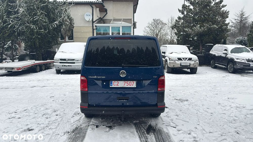 Volkswagen Transporter Kombi L1H1 DSG - 4