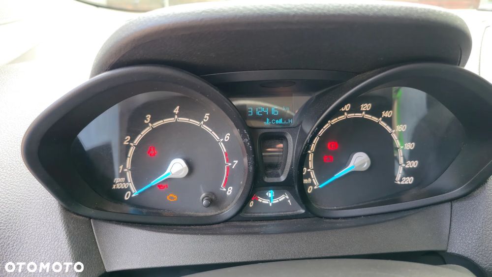 Ford Transit Courier Ambiente - 22