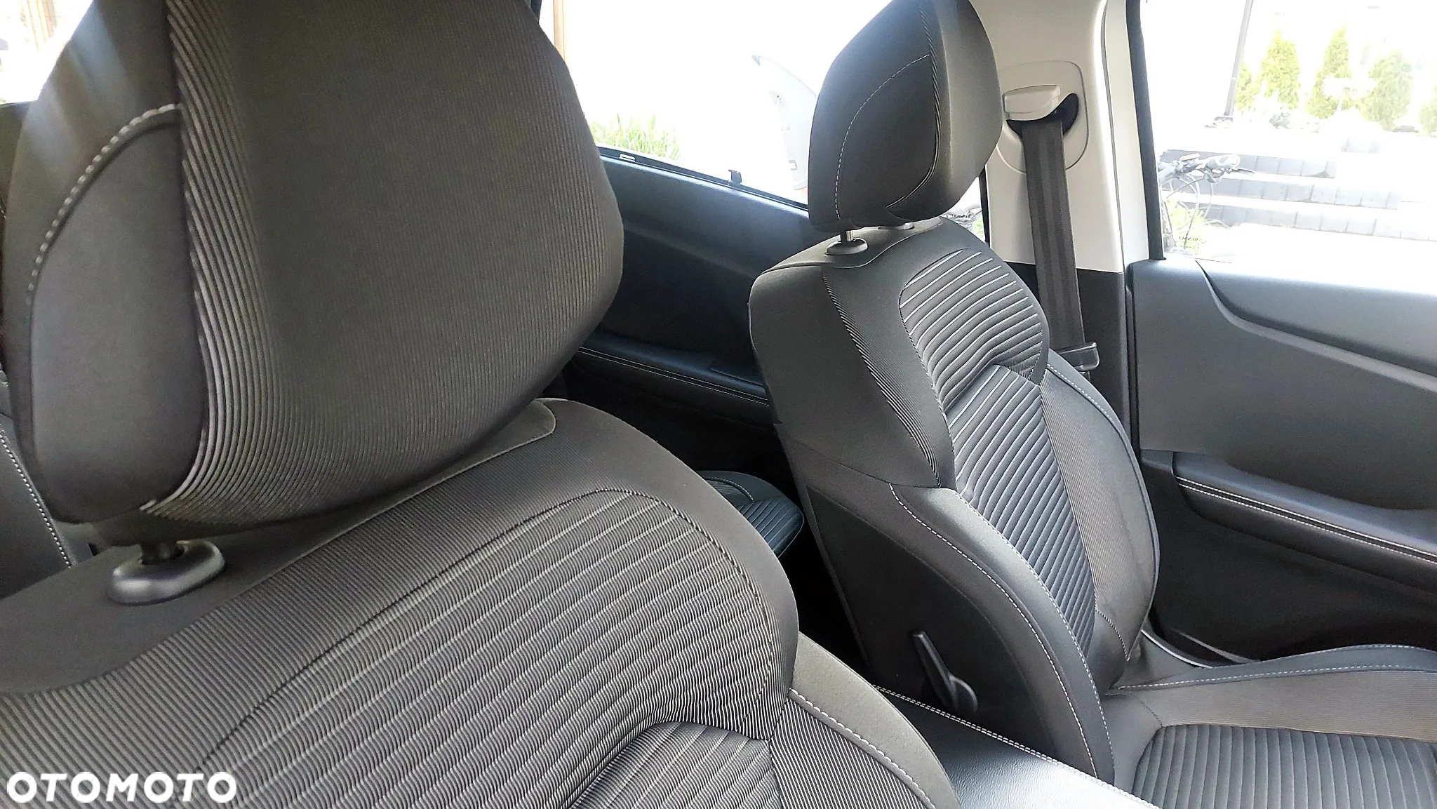 Renault Scenic 1.2 TCe Energy Life EU6 - 19
