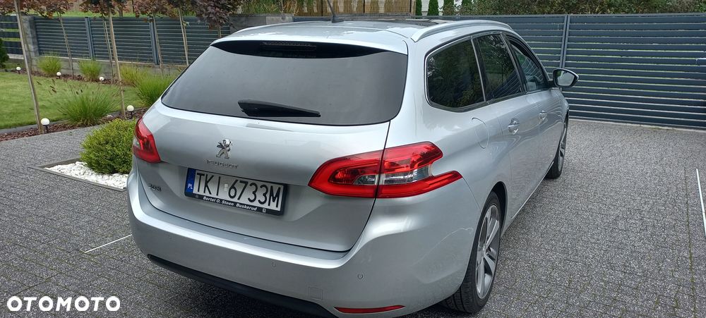 Peugeot 308 1.2 PureTech Allure S&S - 9