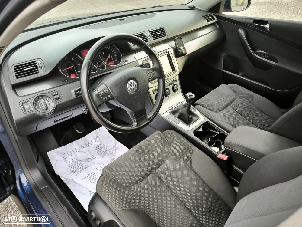 VW Passat Variant 2.0 TDI Confortline - 20
