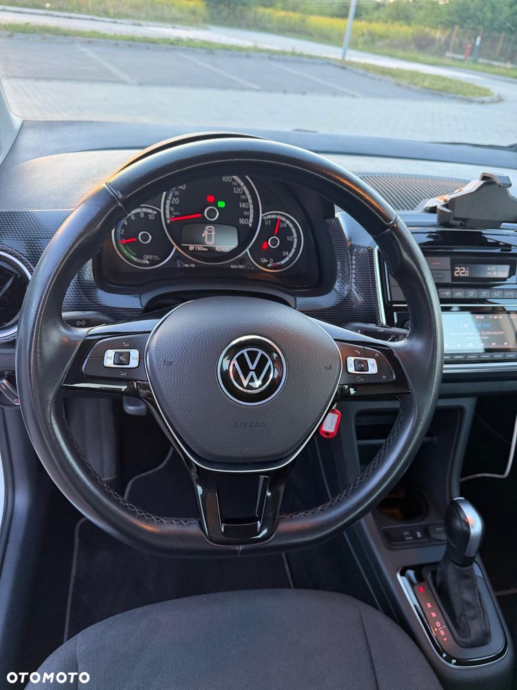 Volkswagen up! e-up - 13