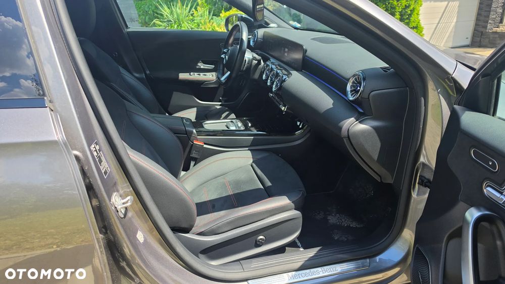 Mercedes-Benz Klasa A 220 d AMG Line 8G-DCT - 10