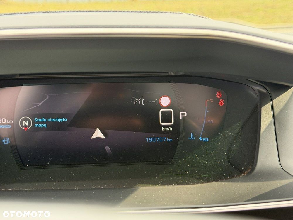 Peugeot 2008 BlueHDi 130 EAT8 GT - 29