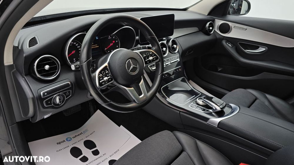 Mercedes-Benz C - 13