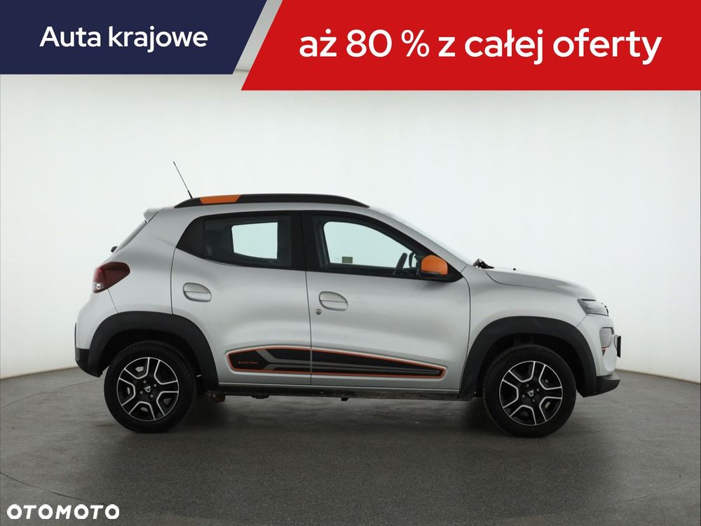 Dacia Spring - 8