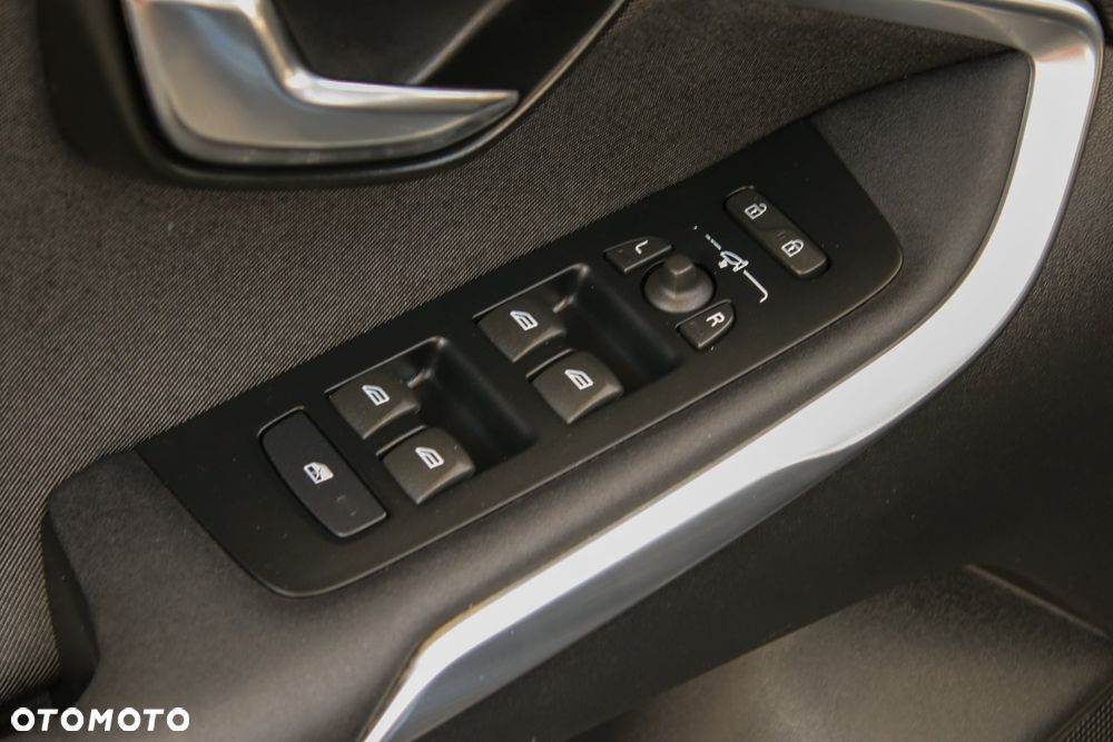 Volvo V40 Cross Country D3 - 30