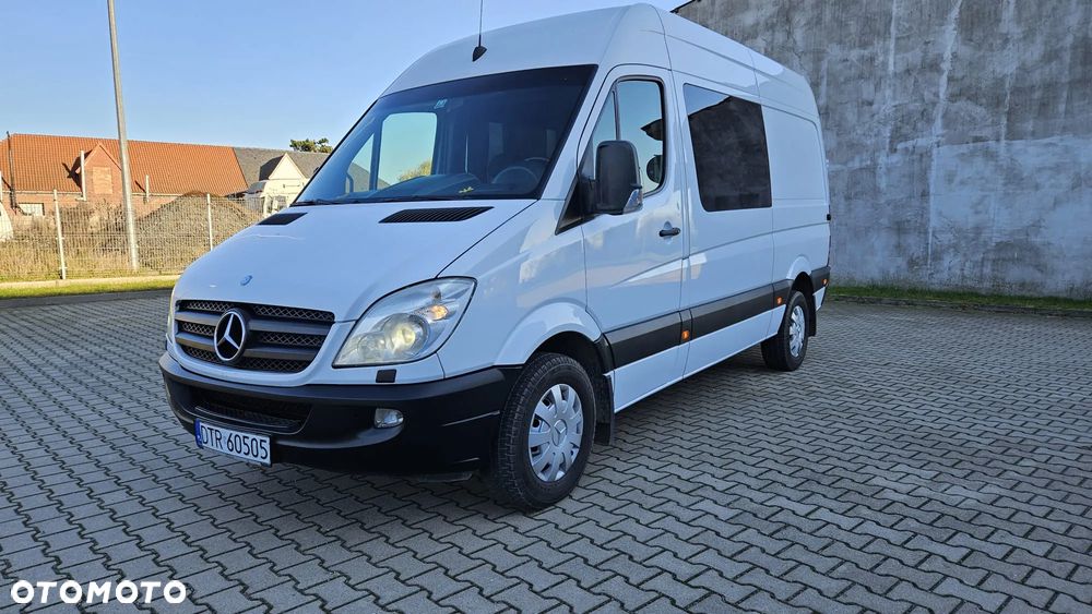 Mercedes-Benz Sprinter - 2