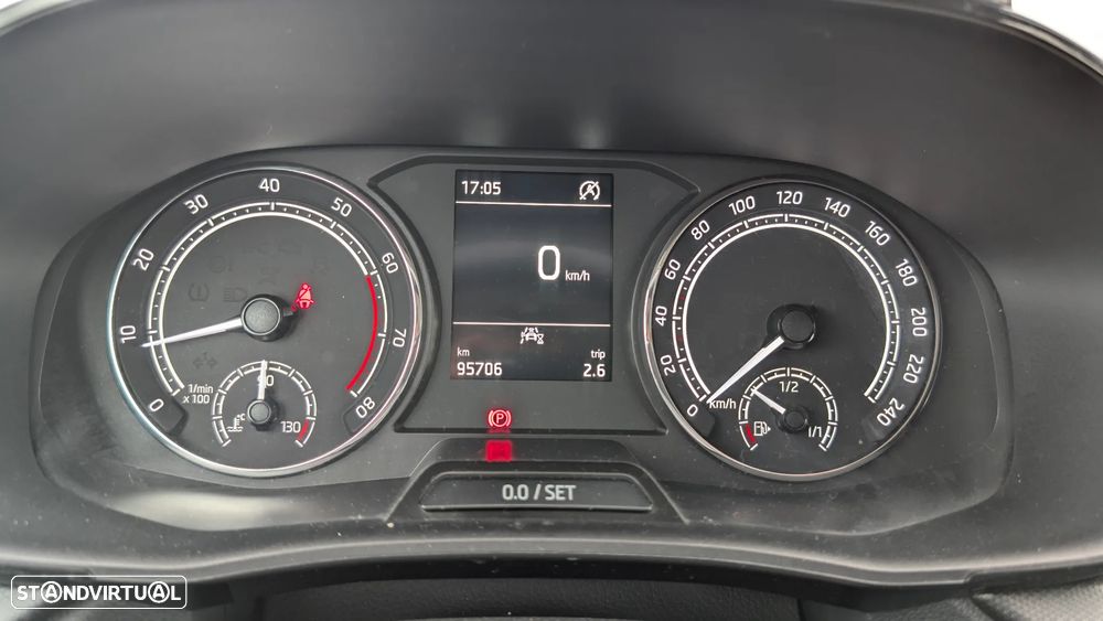 Skoda Fabia 1.0 MPI Ambition - 11