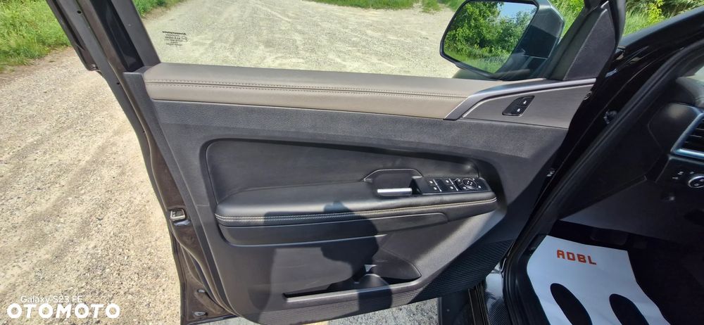 Volkswagen Amarok 3.0 V6 TDI 4Mot Aventura - 11