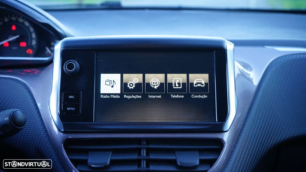 Peugeot 2008 1.2 PureTech Style - 22