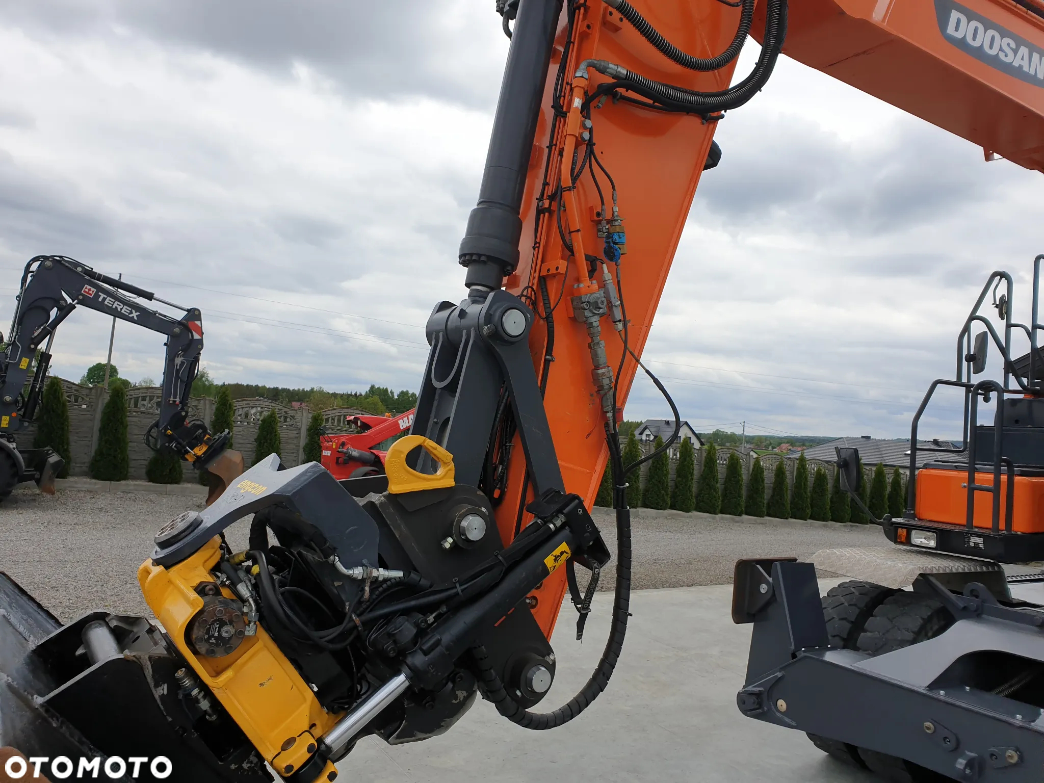 Doosan DX 170 W SPROWADZONY/ROTOTILT PIĘKNY STAN - 23