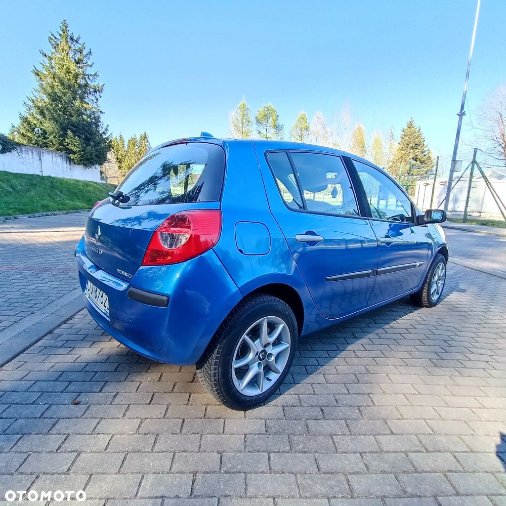 Renault Clio 1.6 16V Extreme - 29