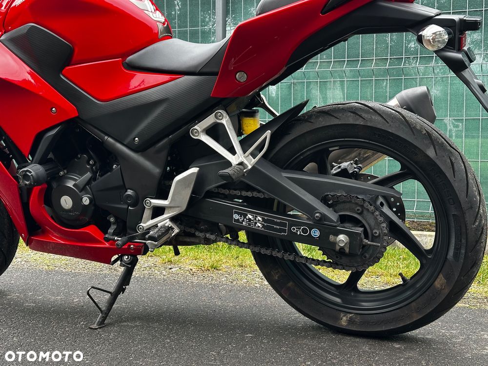Honda CBR - 8