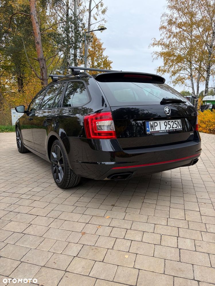 Skoda Octavia 2.0 TDI DSG RS - 17